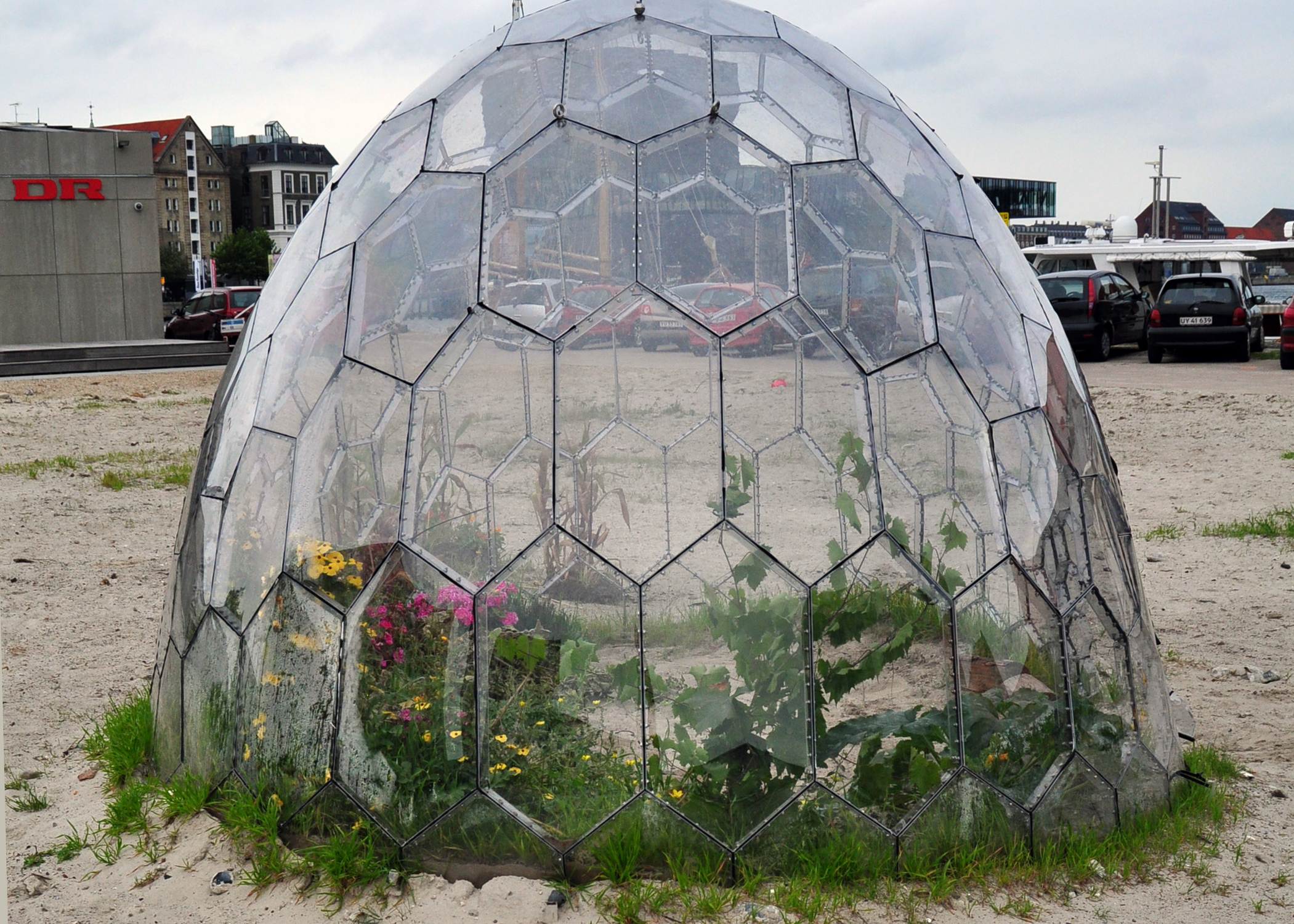 SPACEPLATES Greenhouse – Romme